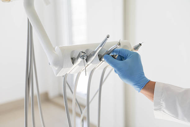 24/7 Emergency Dental experts in MacDonnell Heights, NY